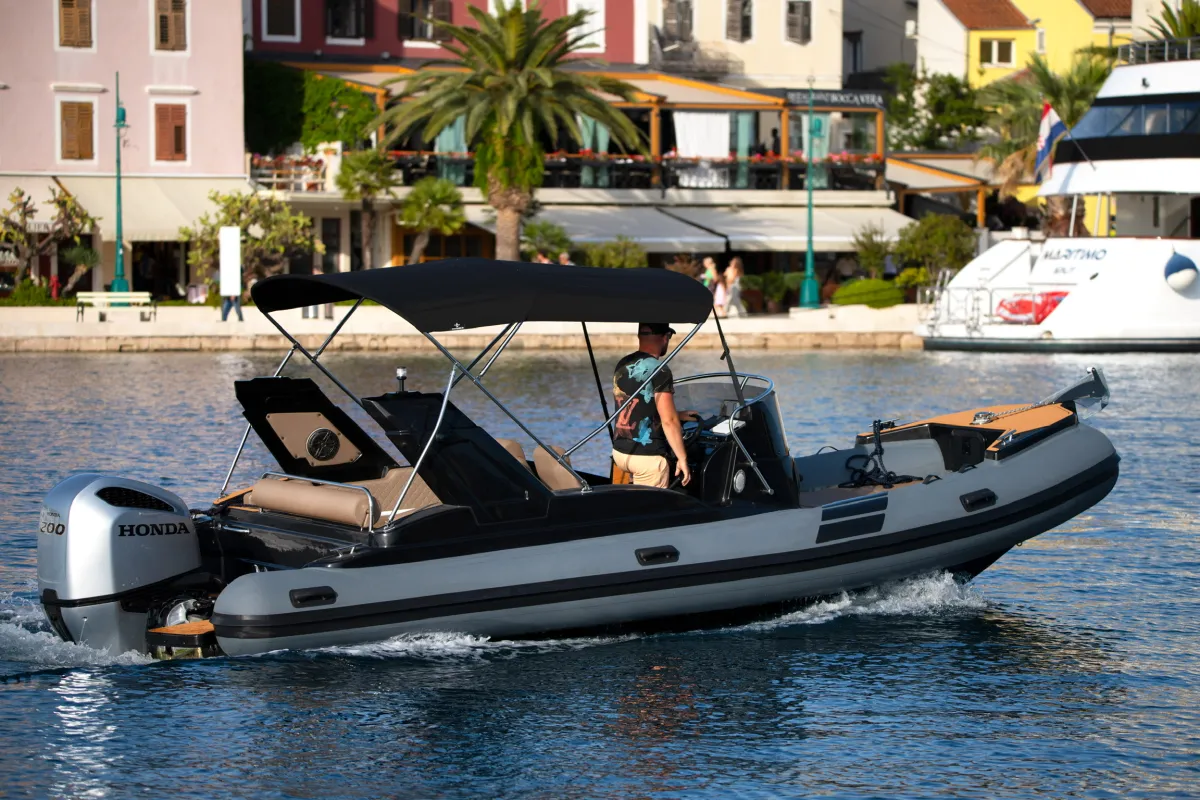 Professional boat rental service in Mali Lošinj, Croatia.